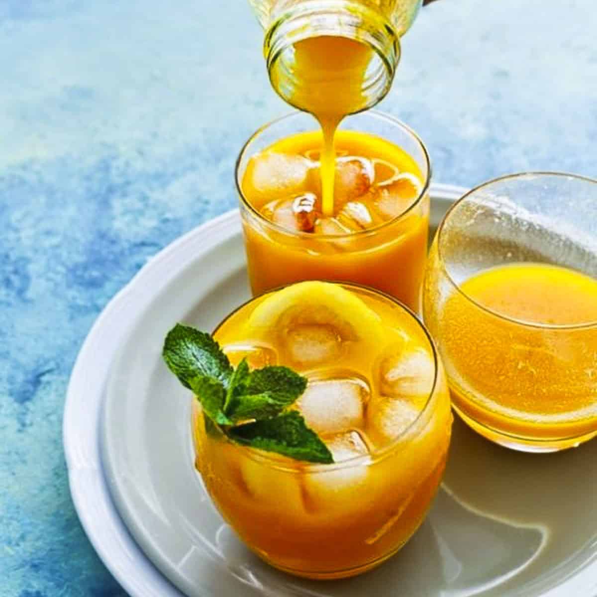 3 cups of mango lemonade.