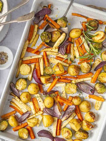 christmas vegetables traybake