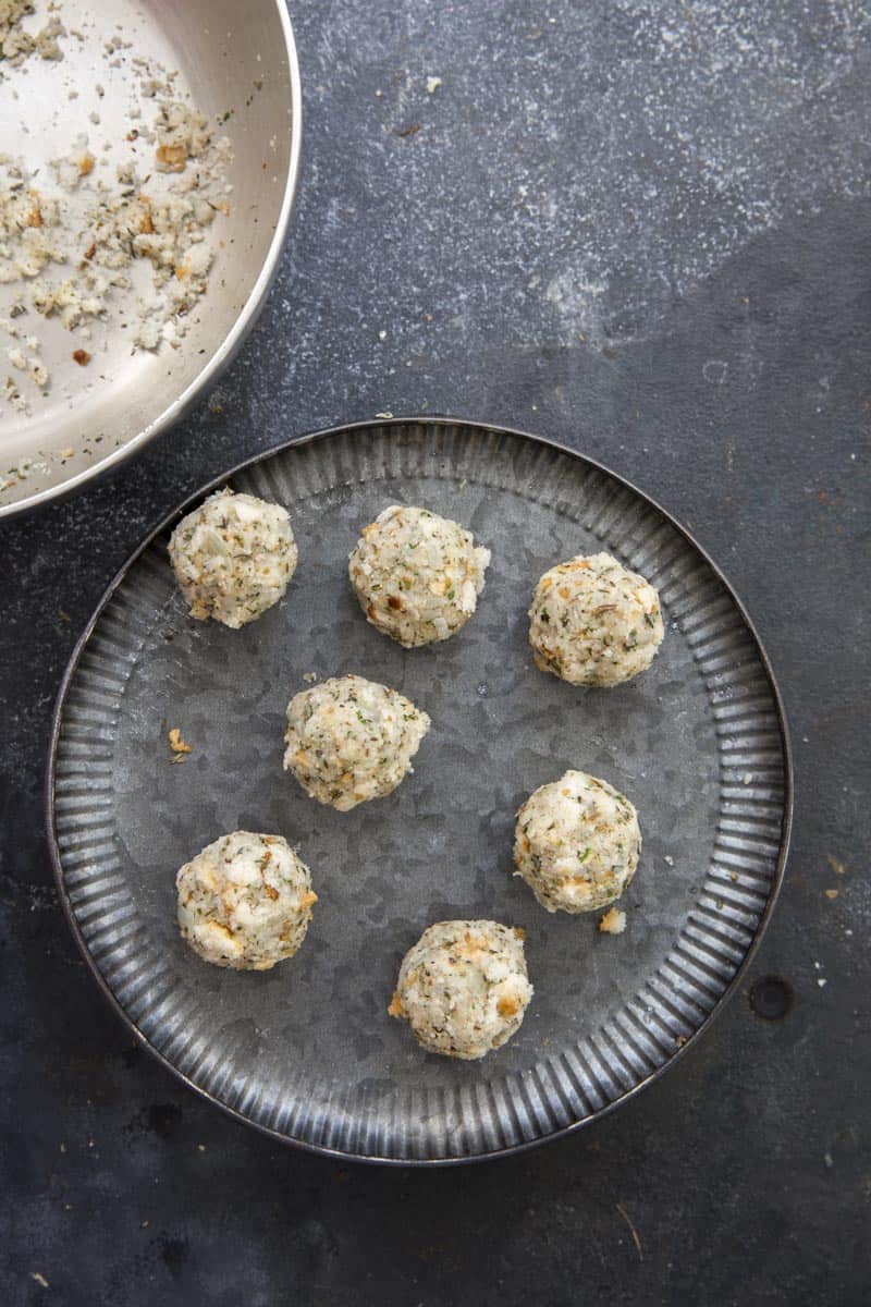 Roll the stuffing mixture into walnut-sized balls.