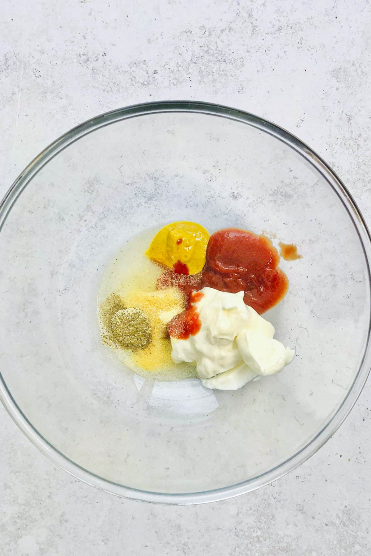 combine the big mac secret sauce vegan in bowl.